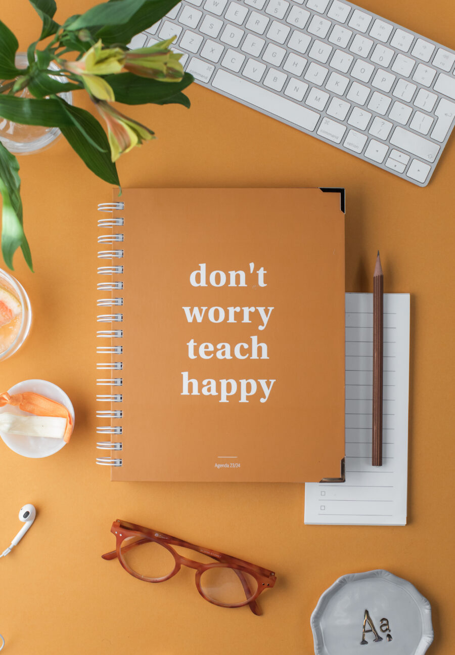 Happy Teaching-Agenda, Lehreragenda 23/24, Unterrichtsmaterial, Lehrermaterial, Lehrerplaner, Unterrichtsplaner, Lehrergeschenk, Agenda,
